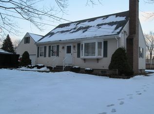 98 Oneil Rd, Somerset, MA 02725