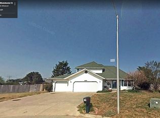 2981 W Westchester Ct, Springfield, MO 65810