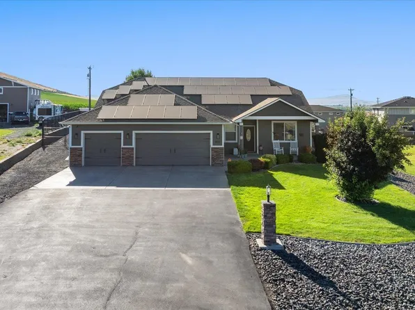 8912 S Grandview Ln, Kennewick, WA 99338