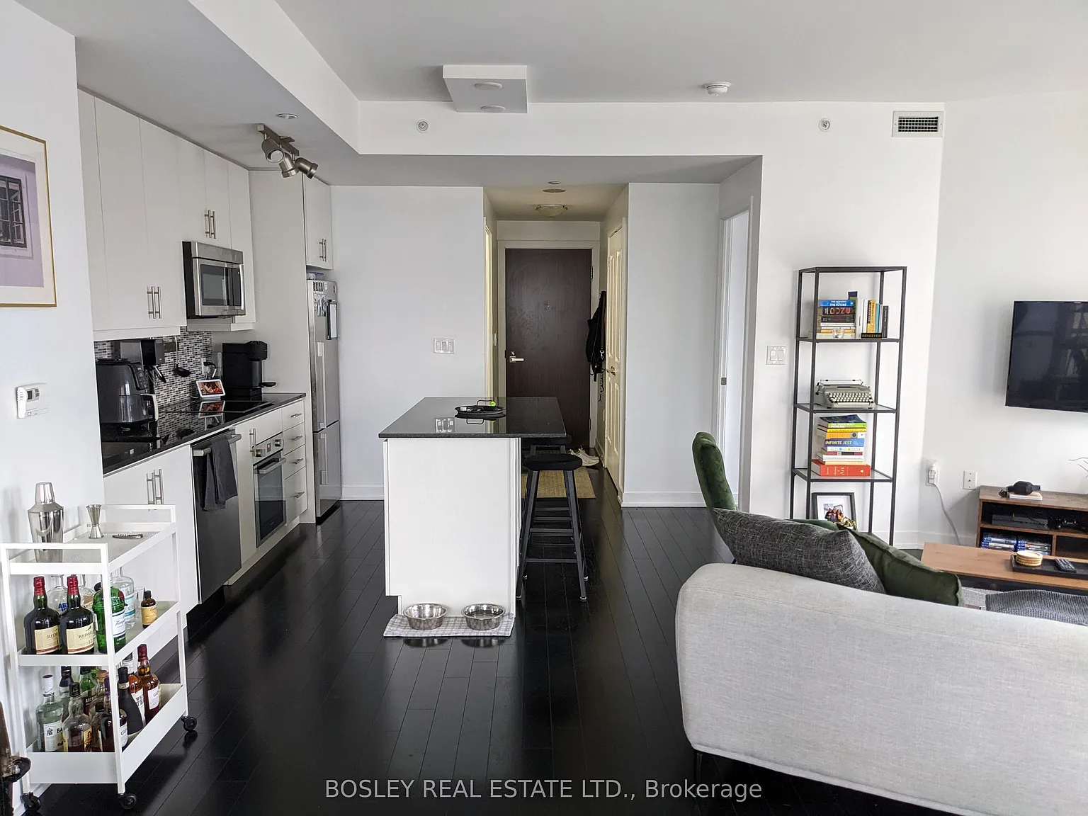 2 bed, $2,850 — Photo 4