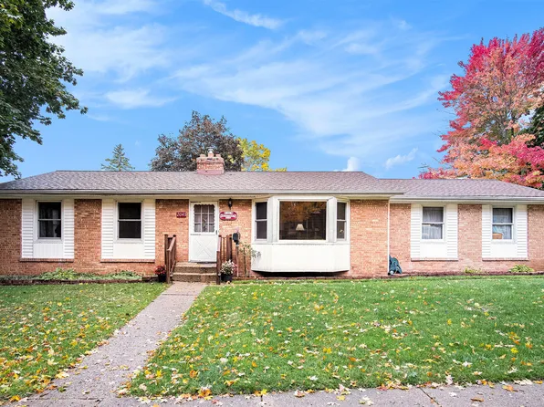 2045 Sibley St NW, Grand Rapids, MI 49504