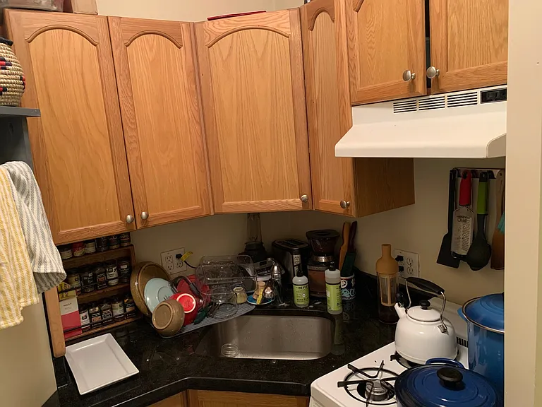 38 Hemenway St #6 — Photo 22