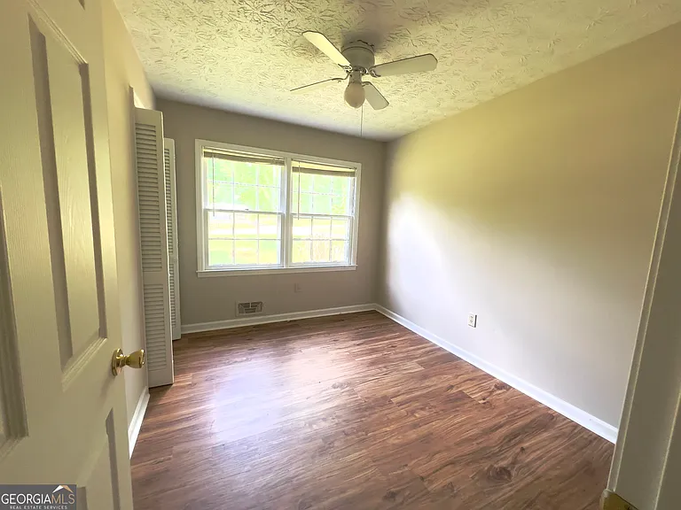 1140 Barber Creek Dr — Photo 20