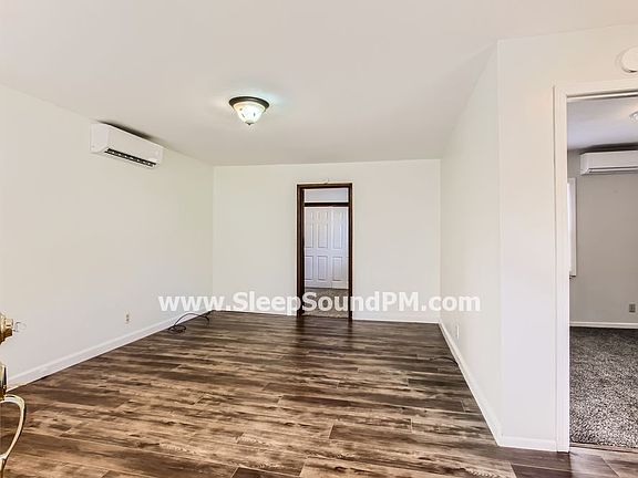 4th image of 14317 SE Rocky Ln