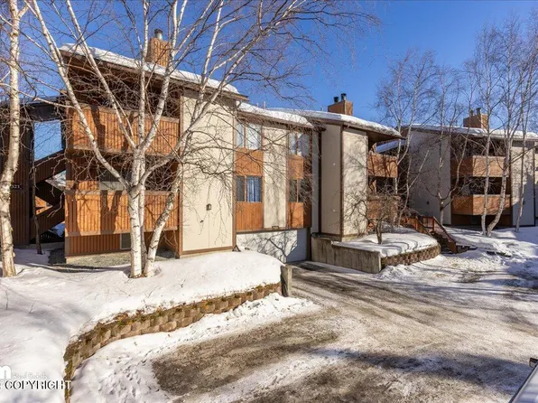 7321 Huntsmen Cir #21-A, Anchorage, AK 99518