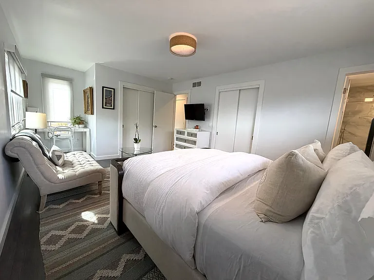 7 Debras Way — Photo 13