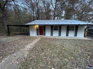 1611 Hooks Lake Rd, Gadsden, AL 35901