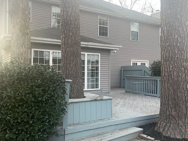 820 E Willow Point Pl — Photo 28