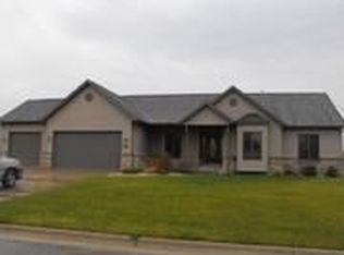 3503 Portland Dr, Janesville, WI 53546