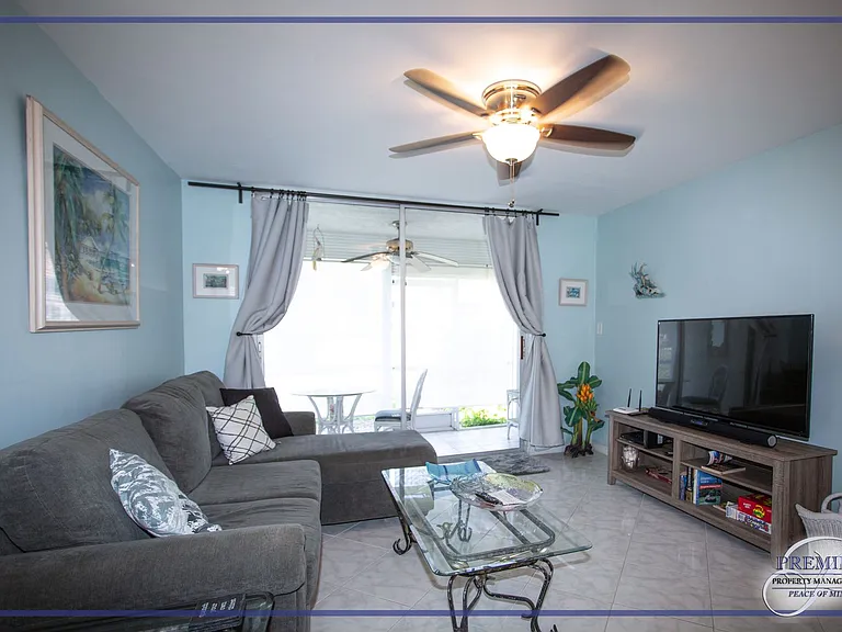 225 Turtle Lake Ct #106 — Photo 24