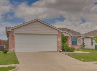 4025 Tiburon St, Fort Worth, TX 76106