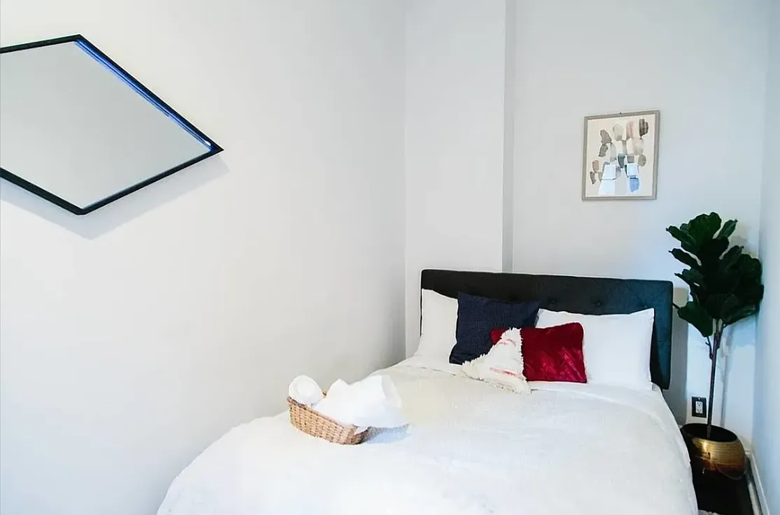 471 Keap Street — Photo 3