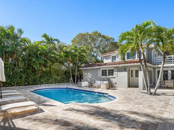 820 Palm Trl, Delray Beach, FL 33483