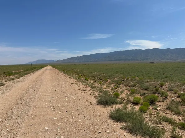 5 Military Hwy, Belen, NM 87002