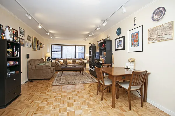 Sold by Cohen Smith Chang LLC | media 3