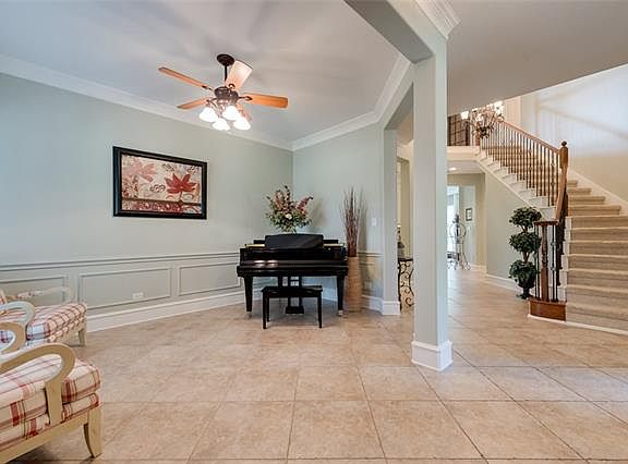 4th image of 1021 Saddlebrook Dr