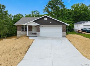 25 Milanna Dr, Arnold, MO 63010