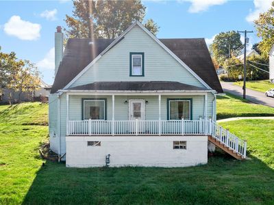 221 Center Ave, Oakdale, PA, 15071