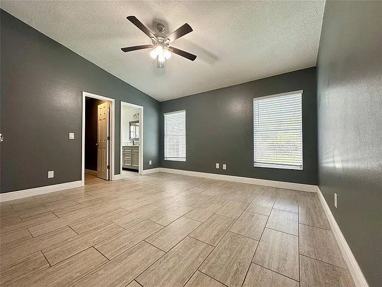 1516 Crosswind Cir — Photo 9