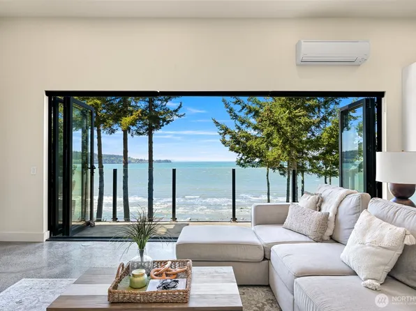 2809 Leeward Way, Bellingham, WA 98226