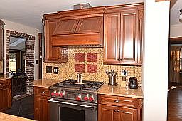 Kit w/Wolf Stove & Sub-Zero