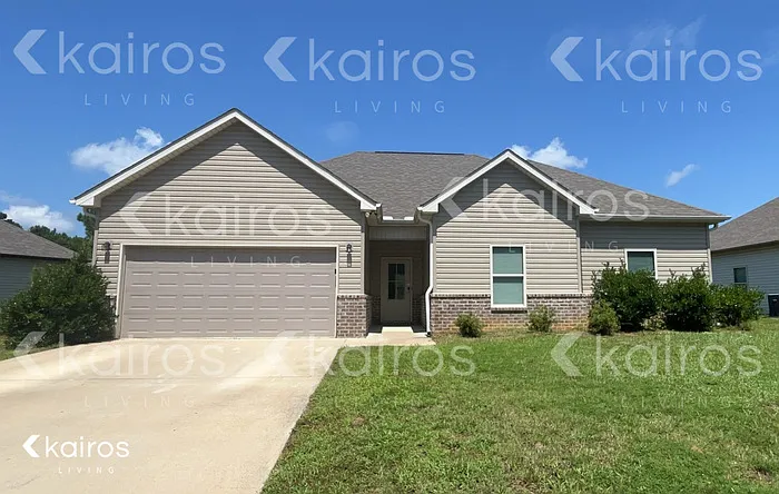 4 bed, 2.0 bath, 1681 sqft, $1,675 — Photo 1