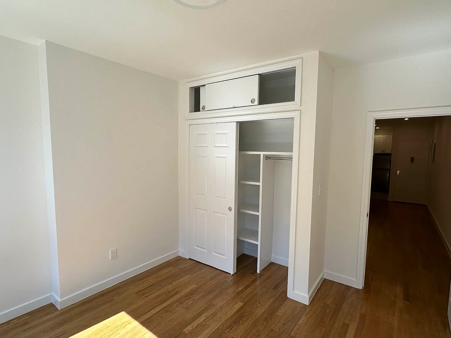 256 East 89th Street — Photo 2