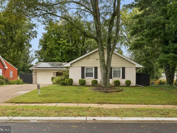 79 Marshal Ln, Willingboro, NJ 08046