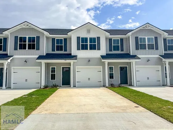 135 Heirloom Rd, Hinesville, GA 31313