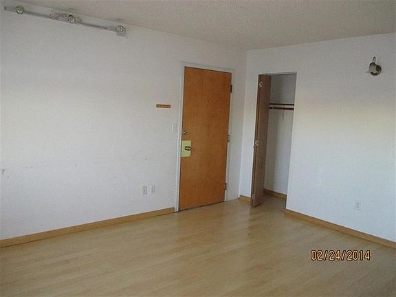 2nd image of 89 Slater Dr APT 2