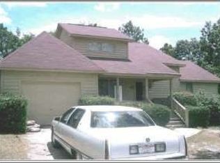 112 Pin Oak Ct, Lexington, SC 29073