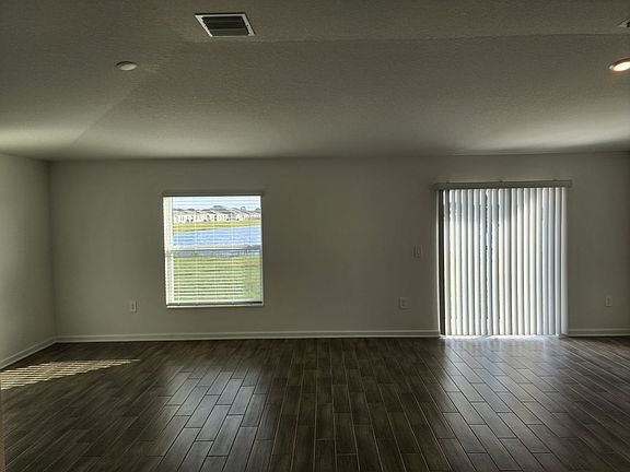 5th image of 5330 Preserve Blvd