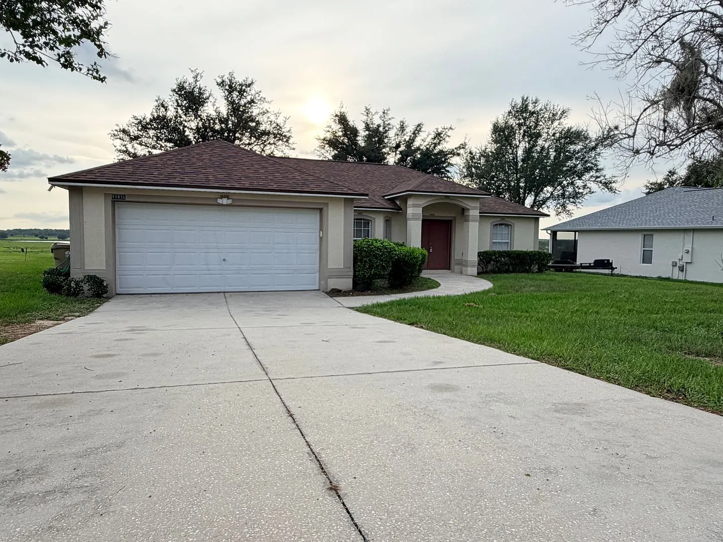 3 bed, 2.0 bath, 1742 sqft, $2,275 — Photo 2