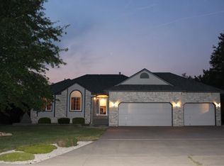 1218 Rainbow Dr, Towanda, KS 67144