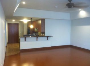 201 E Adams St APT 3A, Springfield, IL 62701