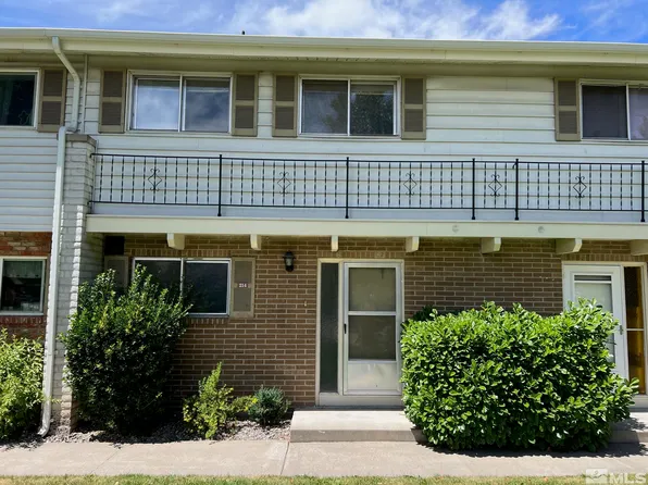 214 Smithridge Park, Reno, NV 89502