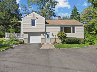 101 Chestnut Hill Rd, Norwalk, CT 06851