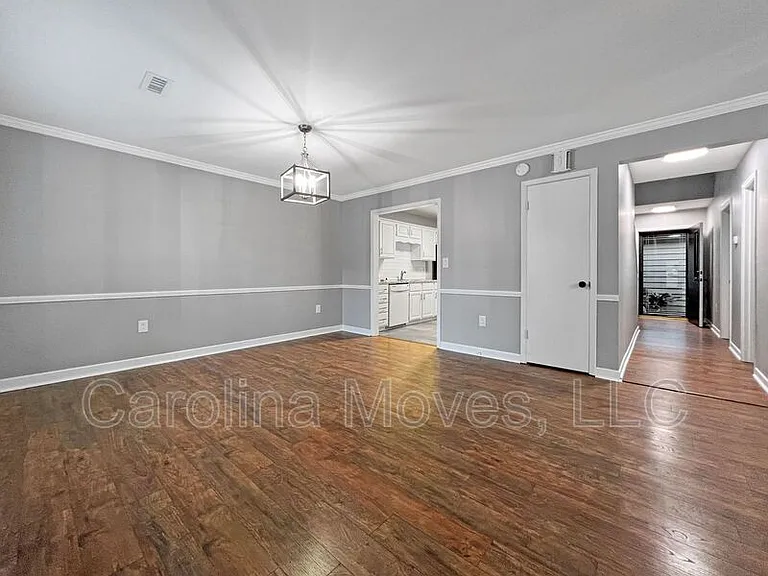 419 Sparrow Hawk Ct — Photo 4