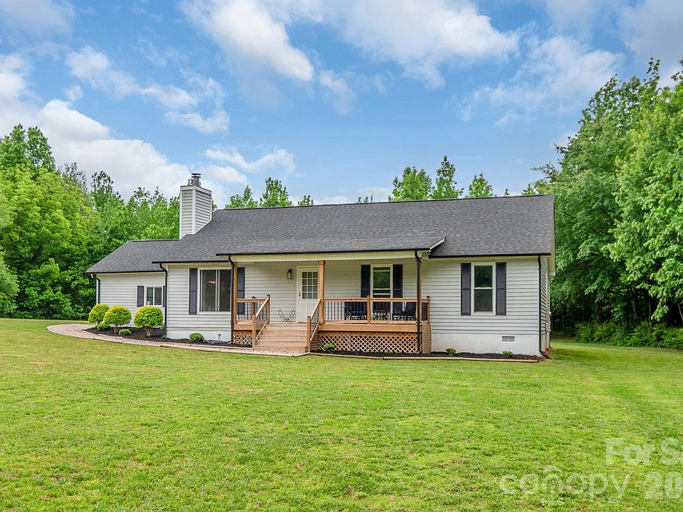 1st image of 7209 Landsford Rd