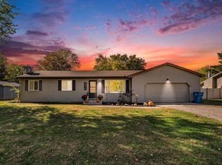 58510 W Greenfield Ct, Three Rivers, MI 49093