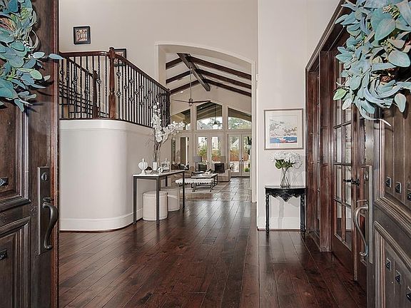 5th image of 40 S Parkgate Circle
