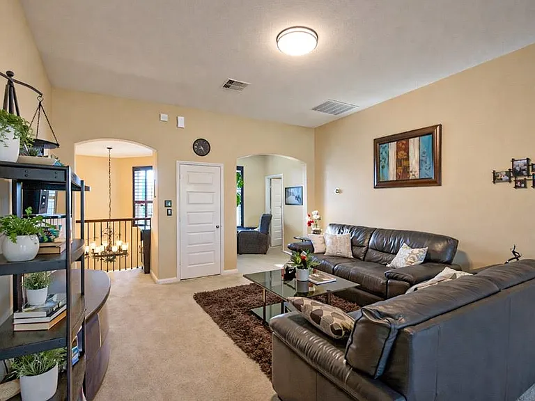 4415 Rolling Field Ln — Photo 23