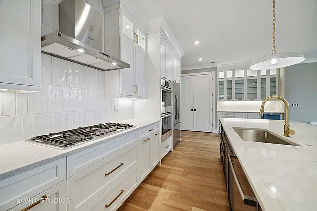 2614 W Chicago Ave #3 — Photo 9