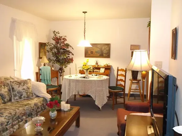 Primrose Estates, 1000 League St S, Sulphur Springs, TX 75482