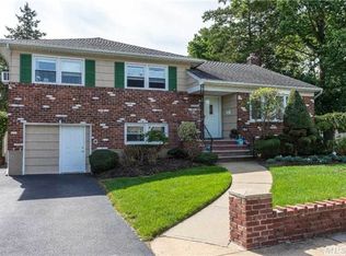 2528 Lincoln Blvd, Bellmore, NY 11710
