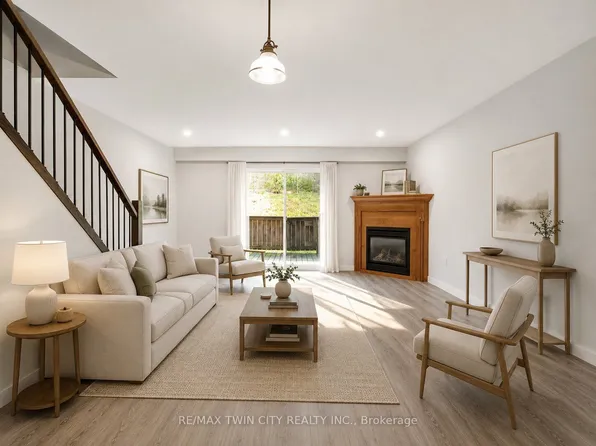 162 Jansen Ave #25, Kitchener, ON N2A 2L7