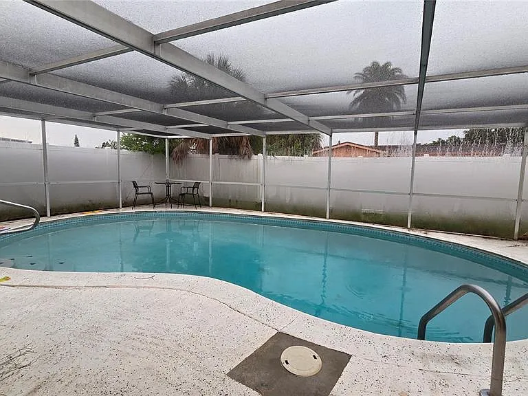 7340 Brentwood Dr — Photo 32