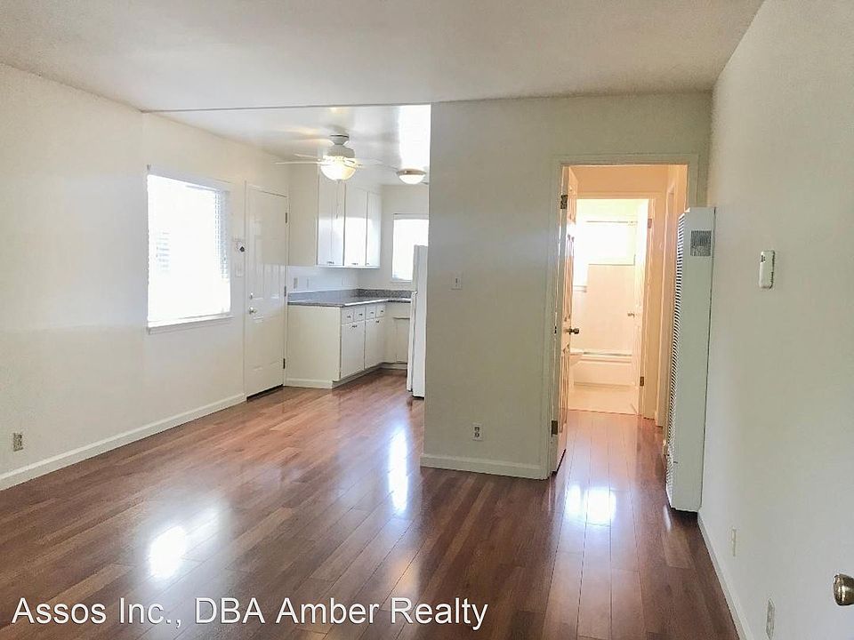 1st image of 2463 Anna Dr APT 4