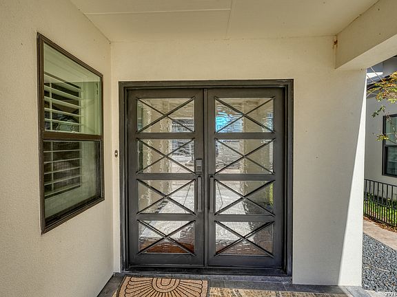 2nd image of 528 LIGHTHOUSE DR  # 6 #6