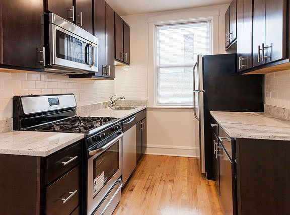 3rd image of 5203 N Bernard St #1
